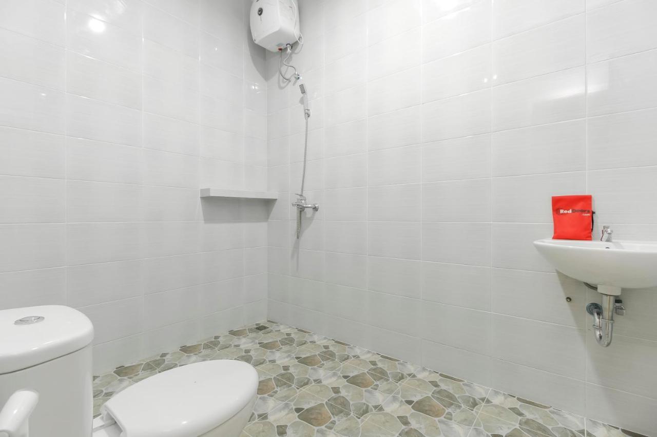 Reddoorz Premium @ Setiabudi Medan Sunggal Exterior foto