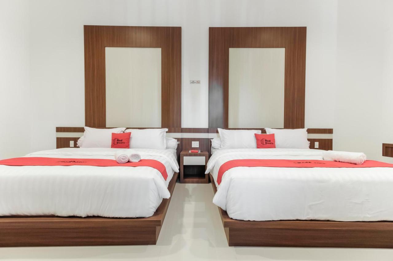 Reddoorz Premium @ Setiabudi Medan Sunggal Exterior foto